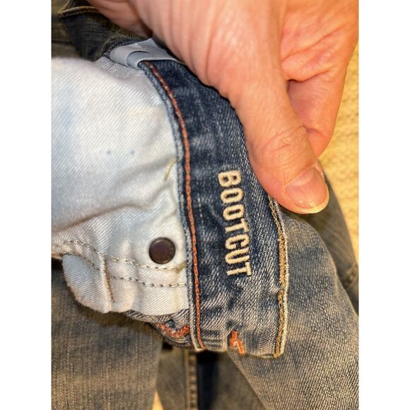 American Eagle Distressed Bootcut Men's Jeans 34x32, tag says 32x34 - Picture 9 of 14